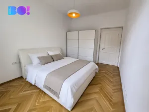 Pronájem bytu 2+kk, Praha, Šmeralova, 78 m2