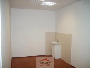 Pronájem skladu, Vsetín, Jasenická, 130 m2