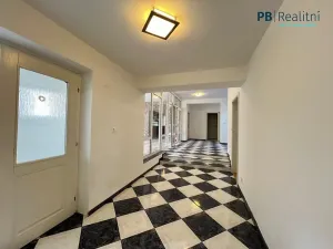 Prodej rodinného domu, Roztoky, 522 m2