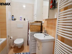 Prodej bytu 1+kk, Hradec Králové - Třebeš, Svatojánská, 33 m2