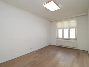 Pronájem bytu 3+1, Praha - Vinohrady, Vinohradská, 105 m2