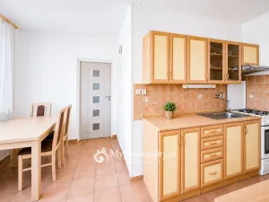 Prodej bytu 3+1, Znojmo, Dukelských bojovníků, 70 m2