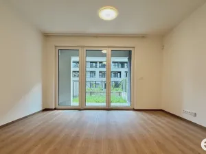 Pronájem bytu 1+kk, Praha, Poděbradská, 33 m2