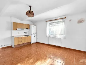 Prodej rodinného domu, Stěžery, 275 m2