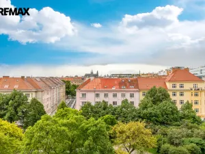 Prodej bytu 2+1, Praha - Bubeneč, náměstí Interbrigády, 95 m2