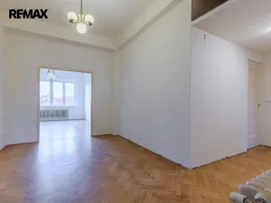 Prodej bytu 2+1, Praha - Bubeneč, náměstí Interbrigády, 95 m2