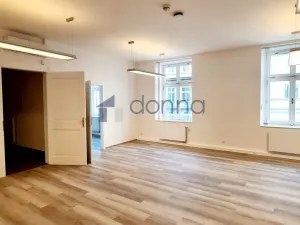 Pronájem kanceláře, Praha, Václavské náměstí, 466 m2