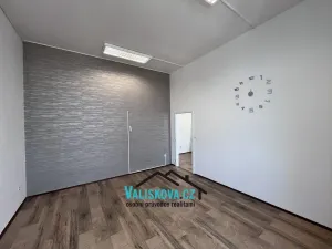 Pronájem obchodního prostoru, Kroměříž, Riegrovo náměstí, 130 m2