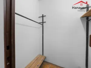 Prodej bytu 3+1, Povrly, Sídliště II, 84 m2