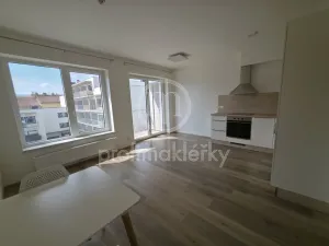 Pronájem bytu 1+kk, Brno, Spolková, 33 m2