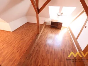 Pronájem bytu 2+kk, Hradec Králové - Pražské Předměstí, Nerudova, 65 m2