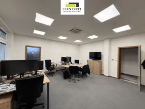 Pronájem obchodního prostoru, Praha - Řeporyje, Ořešská, 830 m2