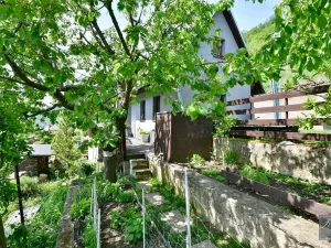Prodej rodinného domu, Dolní Zálezly, Meruňková, 80 m2