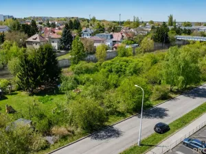 Prodej komerčního pozemku, Praha, Drahoňovského, 769 m2