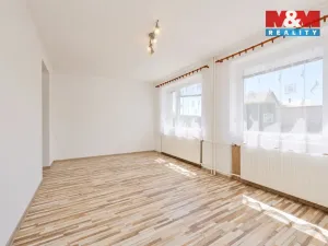 Prodej bytu 3+1, Nadějov, 85 m2
