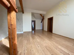 Pronájem bytu 2+1, Louny, Na Valích, 79 m2