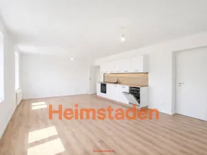 Pronájem bytu 2+kk, Havířov - Město, Hlavní třída, 66 m2