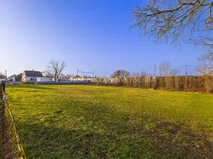 Prodej komerčního pozemku, Pardubice, Přerovská, 4073 m2