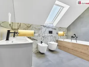 Prodej rodinného domu, Ruda, V zahradách, 320 m2
