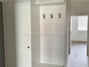 Pronájem bytu 2+kk, České Budějovice - České Budějovice 5, Ledenická, 51 m2
