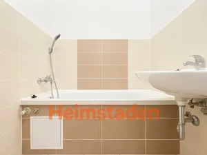 Pronájem bytu 2+1, Havířov - Město, nám. Republiky, 52 m2