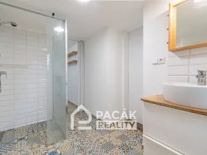 Prodej rodinného domu, Grymov, 200 m2