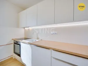 Prodej bytu 3+1, Uherské Hradiště, Derflanská, 78 m2