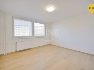 Prodej bytu 3+1, Uherské Hradiště, Derflanská, 78 m2