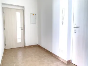 Pronájem bytu 2+kk, Hradec Králové - Svobodné Dvory, K Meteoru, 59 m2