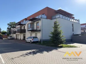 Pronájem bytu 2+kk, Hradec Králové - Svobodné Dvory, K Meteoru, 59 m2