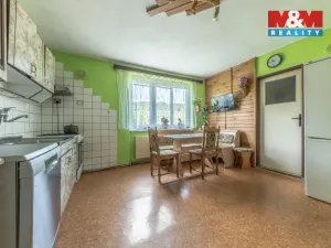 Prodej rodinného domu, Chuchelna, 250 m2