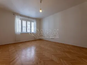 Pronájem bytu 1+kk, Praha - Žižkov, Viklefova, 34 m2