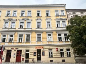 Pronájem bytu 1+1, Praha - Dejvice, Pod kaštany, 37 m2