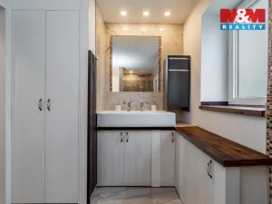 Prodej rodinného domu, Moravec, 220 m2