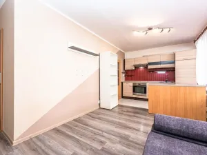 Prodej bytu 2+kk, Praha - Bohnice, Poznaňská, 37 m2