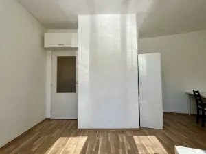 Pronájem bytu 1+kk, Ostrava - Poruba, Podroužkova, 31 m2