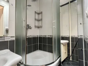 Pronájem bytu 1+kk, Ostrava - Poruba, Podroužkova, 31 m2