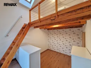 Pronájem bytu 1+1, Praha - Nusle, Křesomyslova, 38 m2
