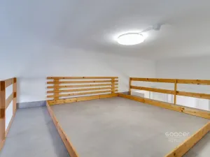 Pronájem bytu 2+kk, Praha - Žižkov, Jeronýmova, 36 m2