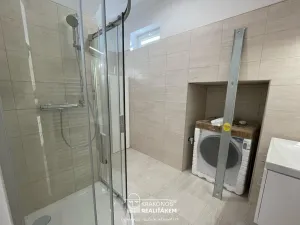 Pronájem bytu 2+kk, Hranice - Hranice I-Město, Pernštejnské náměstí, 55 m2