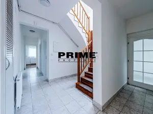Pronájem rodinného domu, Praha - Nebušice, K vinicím, 251 m2