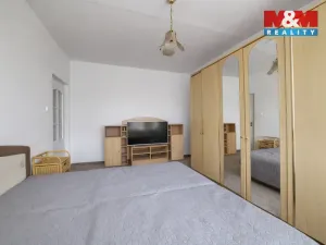 Prodej bytu 2+1, Cheb, V Zahradách, 60 m2
