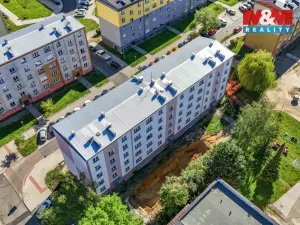 Prodej bytu 2+1, Cheb, V Zahradách, 60 m2