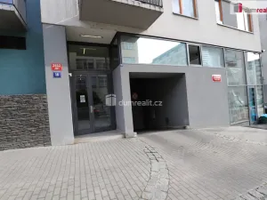Pronájem bytu 2+kk, Praha - Žižkov, Jeseniova, 60 m2