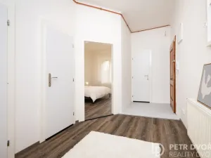 Prodej bytu 3+kk, Praha - Karlín, U invalidovny, 71 m2