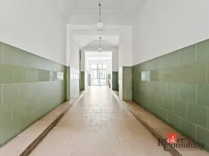 Prodej ordinace, Praha - Žižkov, Hartigova, 238 m2