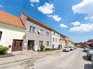 Prodej rodinného domu, Velešín, náměstí J. V. Kamarýta, 342 m2