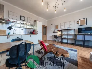 Prodej bytu 1+kk, Praha - Smíchov, Vltavská, 35 m2