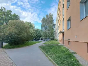 Pronájem bytu 2+1, Praha - Břevnov, Šantrochova, 54 m2