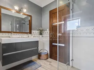 Prodej rodinného domu, Kosoř, 241 m2